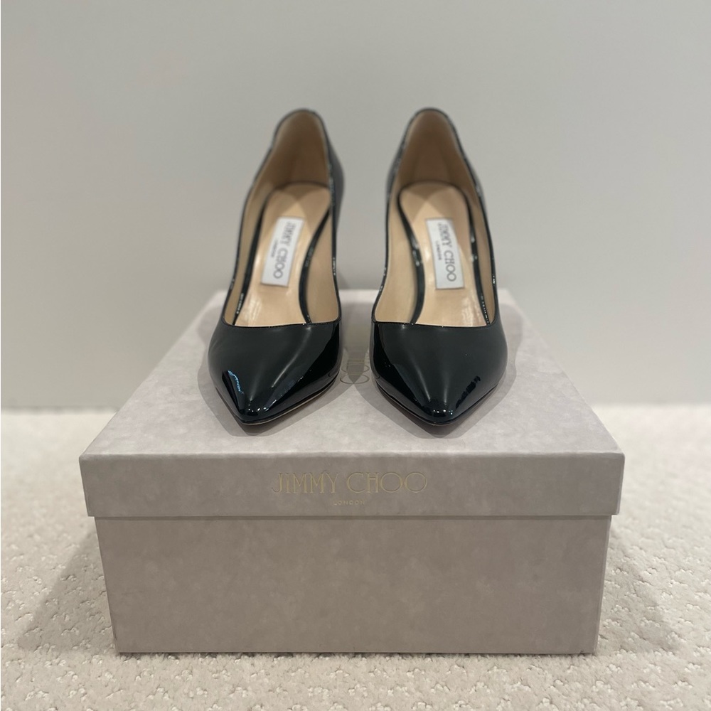 Jimmy Choo Black Patent Leather Pointy Toe Pumps Romy 85, size 38